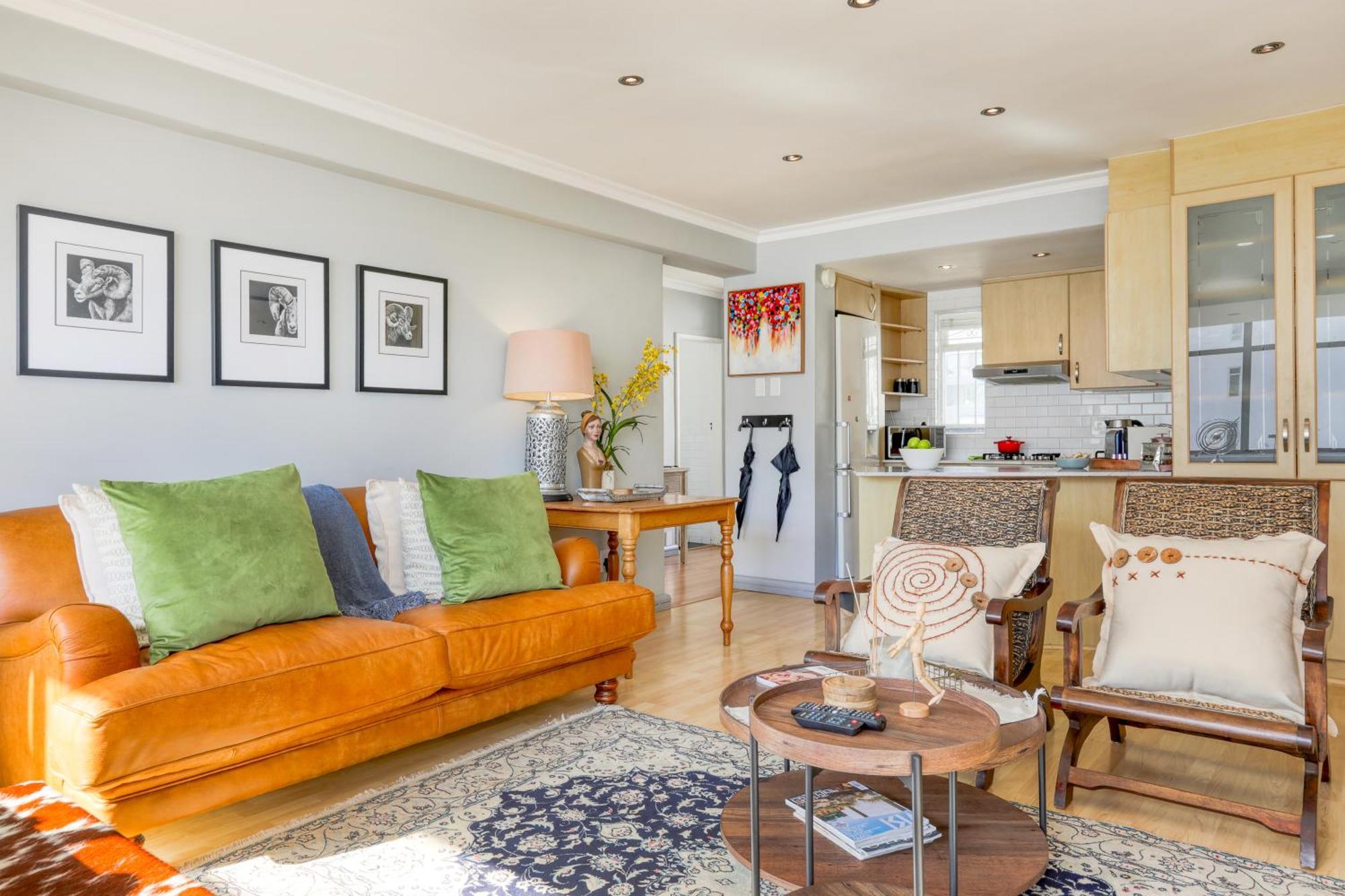 Backup-Powered Bantry Bay View 2 Bed Apartment เคปทาวน์ ภายนอก รูปภาพ