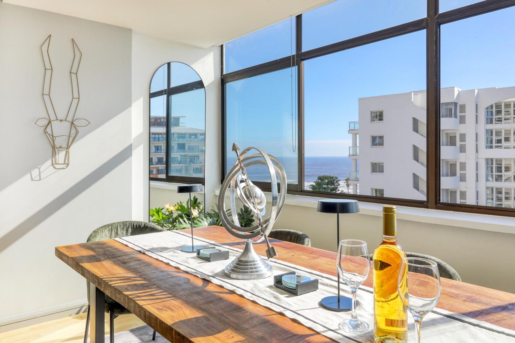 Backup-Powered Bantry Bay View 2 Bed Apartment เคปทาวน์ ภายนอก รูปภาพ