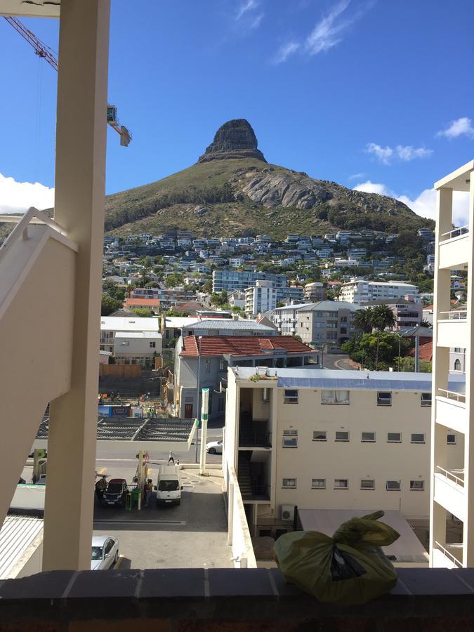 Backup-Powered Bantry Bay View 2 Bed Apartment เคปทาวน์ ภายนอก รูปภาพ