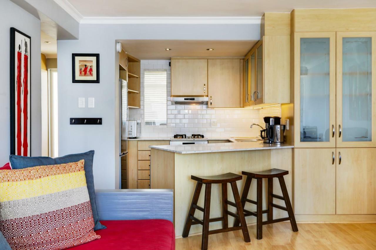 Backup-Powered Bantry Bay View 2 Bed Apartment เคปทาวน์ ภายนอก รูปภาพ